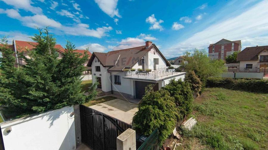 Vilă elegantă în Sânmartin – mobilată, lângă Băile Felix, Bihor - 2