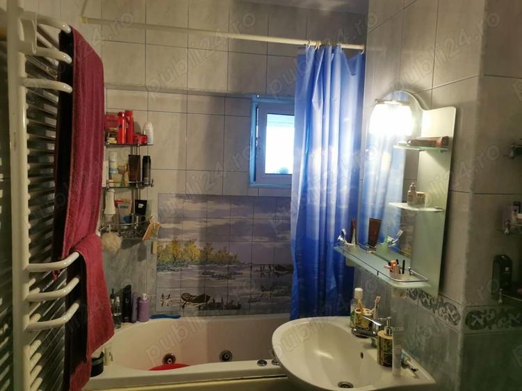 Vand apartament 3 camere decomandat,etaj 8,zona TicTac, 93,7 mp - 3