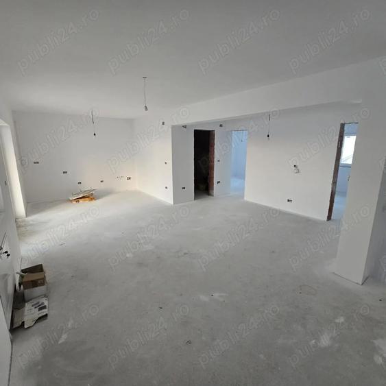 De vanzare apartament 3 camere, semifinisat - 1