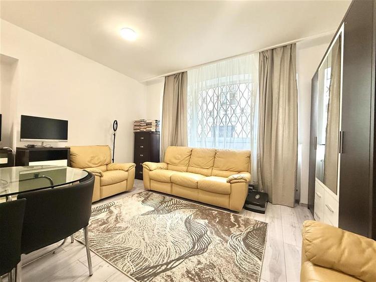 Proprietate cu potential turistic | 2 Garsoniere in Centrul Vechi - 1