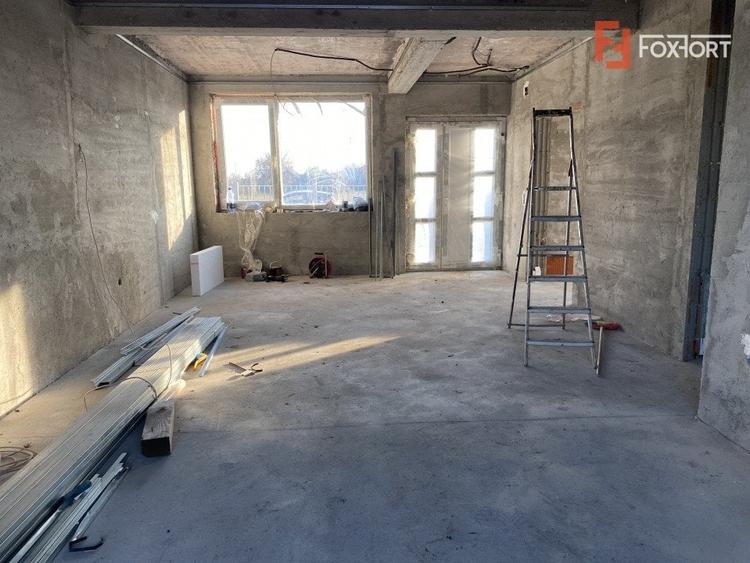 Casa tip triplex cu 4 camere de vanzare in Sanandrei - 4