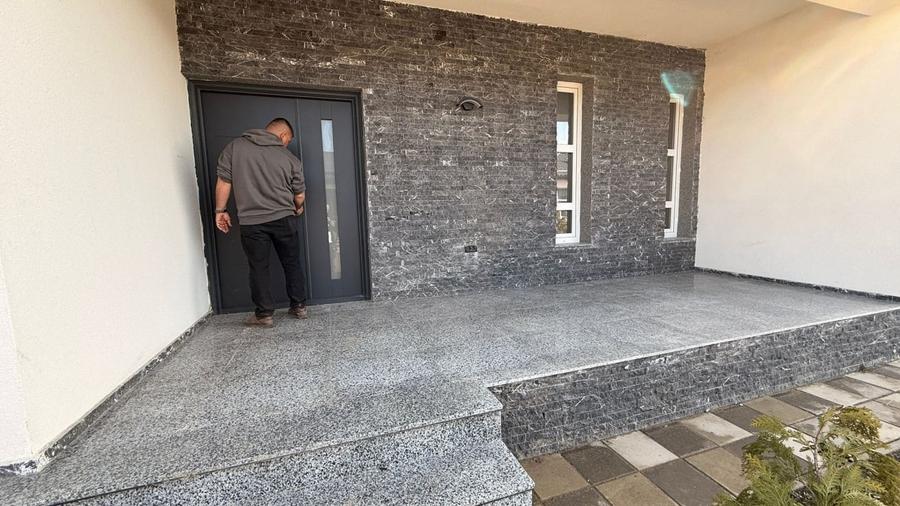 Vila Domnesti | Panouri Fotovoltaice | Curte 300mp | - 9