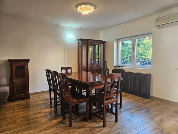 Duplex cu 3 camere cu Canalizare în Iancu Nicolae