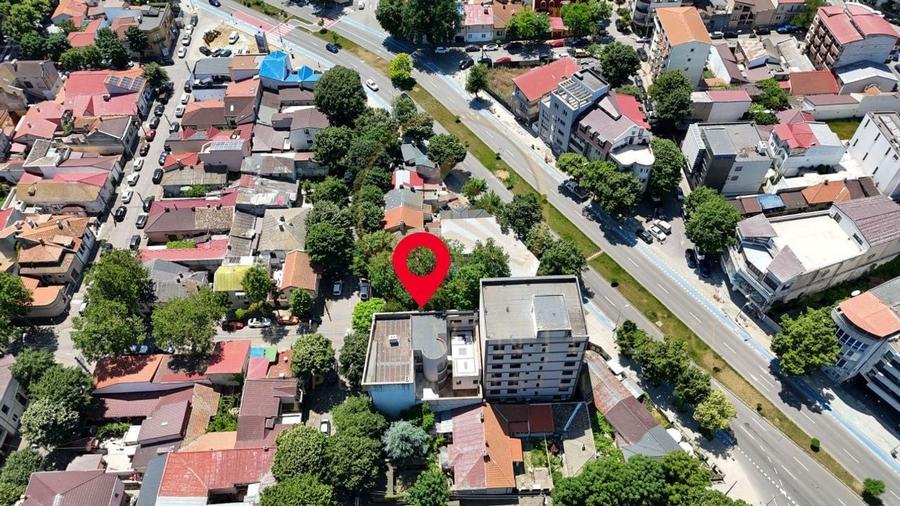 Ultracentral -Cladire impozanta  D+P+2E. - 47