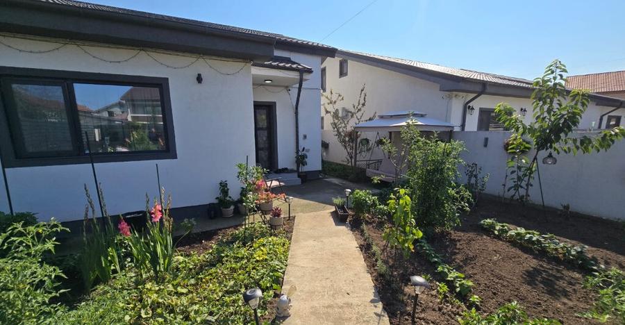 Casa P+ M cu placa intre etaje la cheie ,teren 340 mp - 15