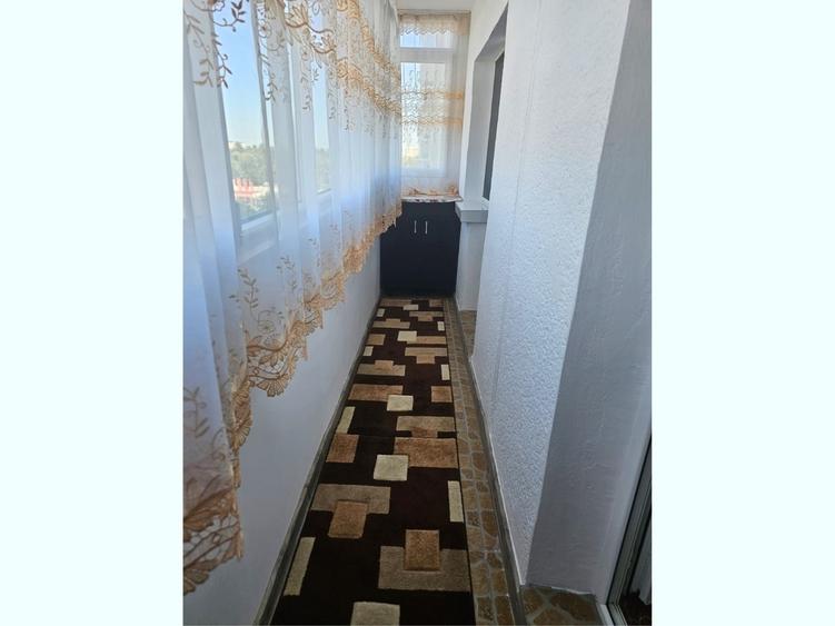 Apartament cu 4 camere de vanzare in Aparatorii Patriei Berceni - 4