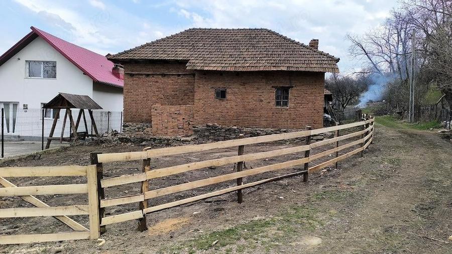 Casa batraneasca de vanzare in Corbi locul unde lini?tea intalne?te natura - 5