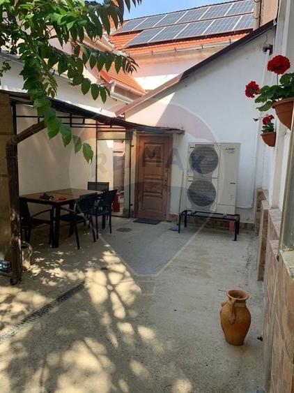 Spațiu comercial de închiriat 40 mp, în zona Decebal - 12