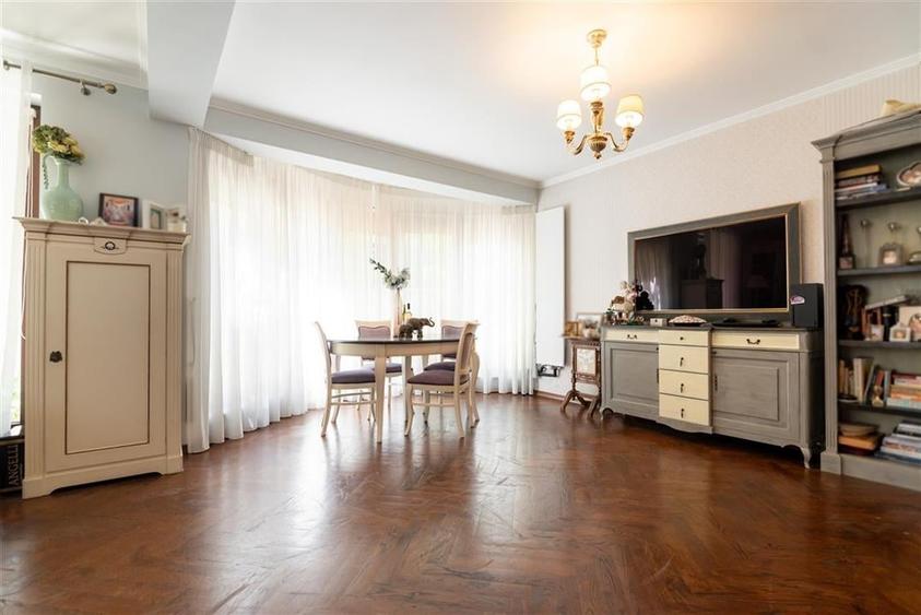 RECO Vila cu 5 camere str. Apateului- zona Nufarul - 7