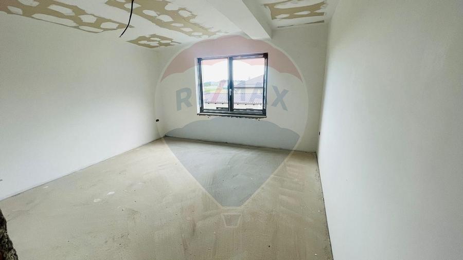 Casa de vanzare Brasov - 3 dormitoare, 3 bai, 140 mp utili - 11