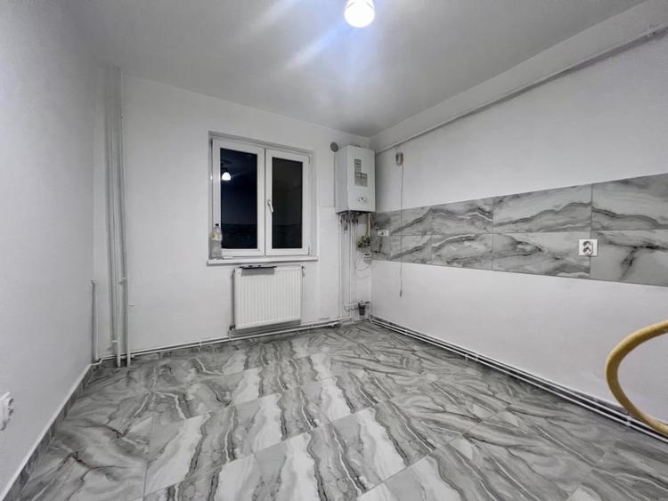 Garsoniera, 23mp utili, etaj 1, renovata - zona Buziasului - 1