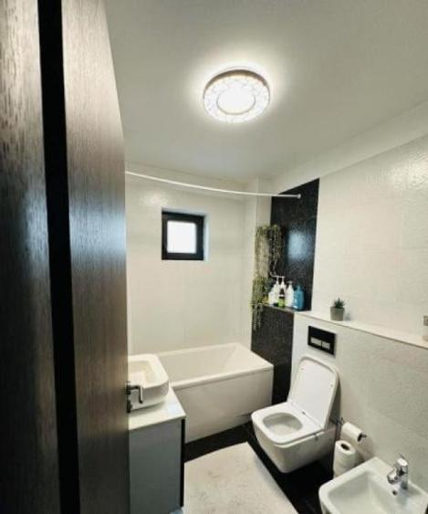 85000 euro -2 camere - bloc 2014-centrala proprie -metrou - 4