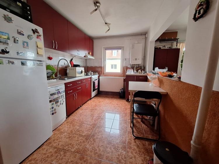 Apartament 2 camere, semidecomandat, 49 mp, zona Buziasului - 5