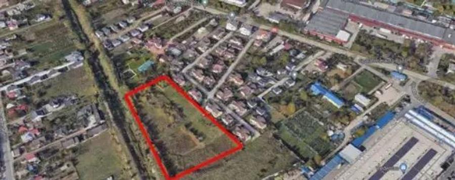 Teren de vanzare in Bacau, Calea Moinesti 9B - 10.000 mp - 1