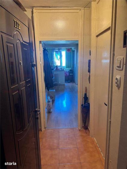 Vanzare garsoniera Titan | bloc de Garsoniere curat, civilizat din 197 - 2