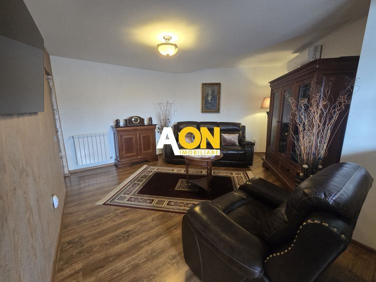 Apartament 2 Camere M-uri, Vedere spre Catedrala, Complet Renovat - 9