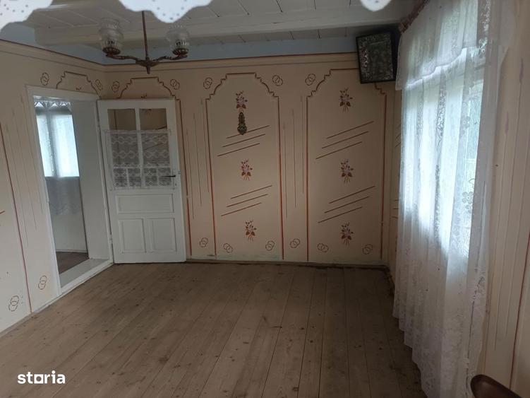 Casa locuibila + 2707 mp, situata in Leorda, la strada - 2