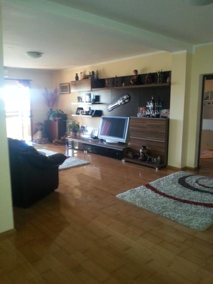 Cladire cu suprafata de 800mp in oras - 6