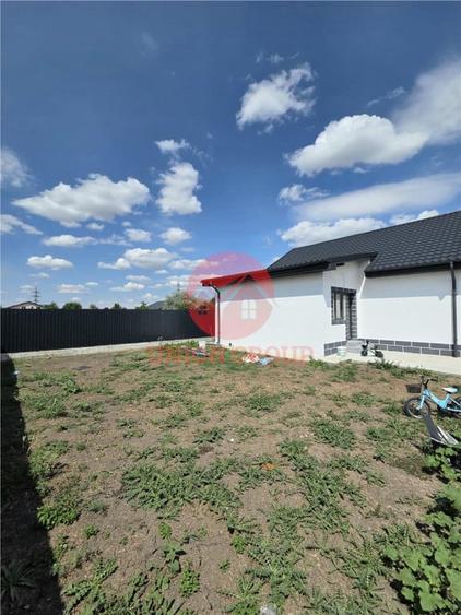 Casă cu 3 camere cu Teren 411 Mp în Valu lui Traian