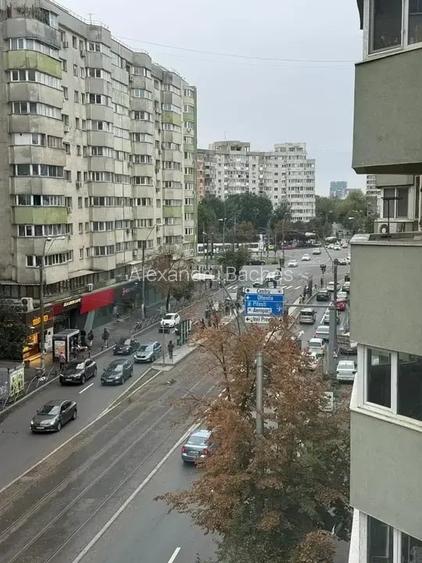 Apartament spatios 4 camere zona Iancului aproape de metrou!