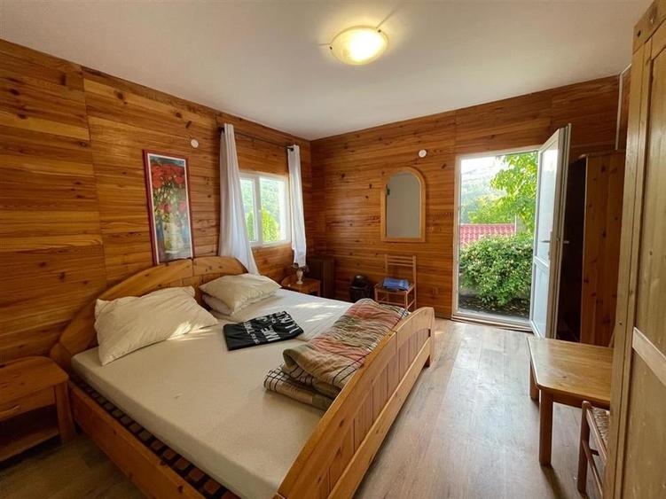 Vila deosebita, 2 corpuri P+M si P+1E, Margineni-Bacau - 8