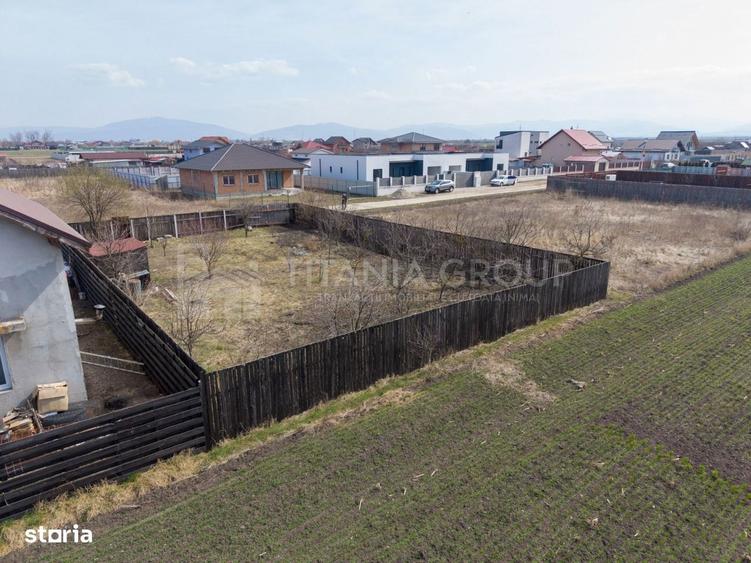 Teren 500 mp, imprejmuit, curent si internet pe teren, cu proiect si a - 3