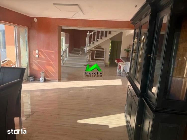 Casa de vanzare 6 camere Slimnic - 2