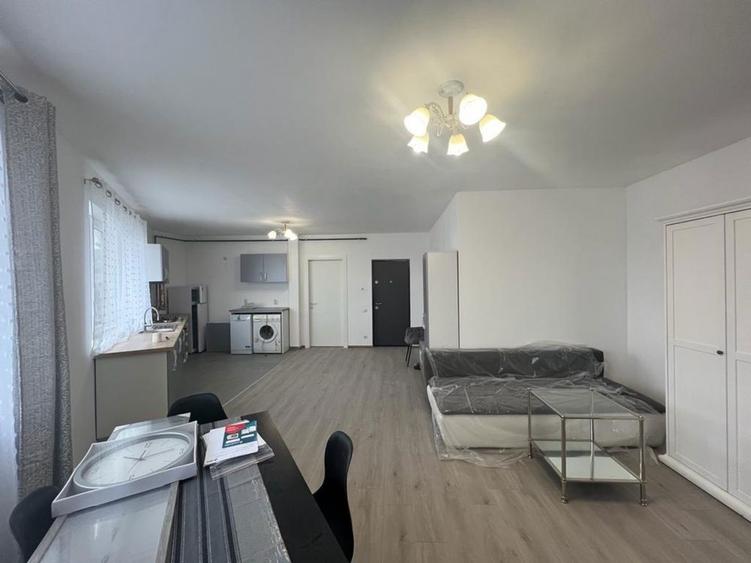 Inchiriez ap cu 3 camere in zona BMW Floresti. - 3