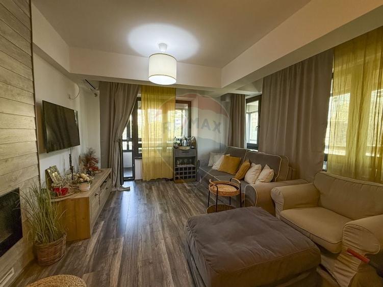 Apartament cu 3 camere de vanzare Topaz -Residence Bacau-ultracentral - 1