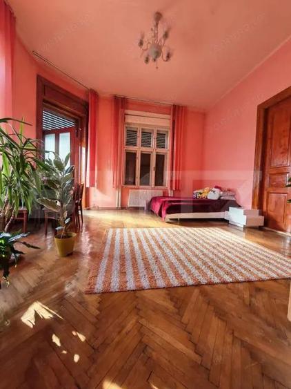 Apartament istoric pe malul Begai lumina, spa?iu ?i balcon cu view - 12