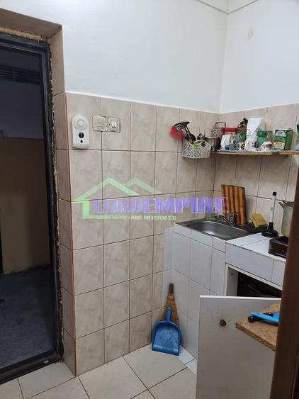 Garsoniera de vanzare zona Far - 4