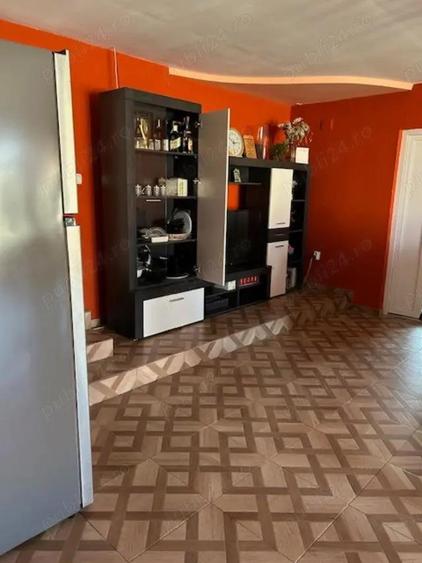 Vindem Casa cu 4 camere in Husasau de Tinca - 10