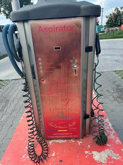 Spațiu comercial, de 900 mp, în Domnești