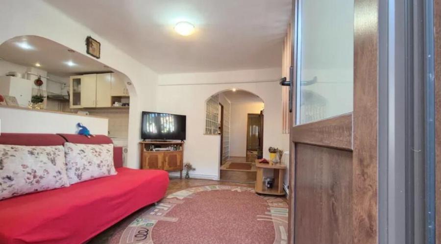 Apartament 2 camere, decomandat - zona Schei - 5