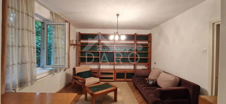 Apartamen pe Cornisa, aproape de UMF Apartamen pe Cornisa, aproape de UMF