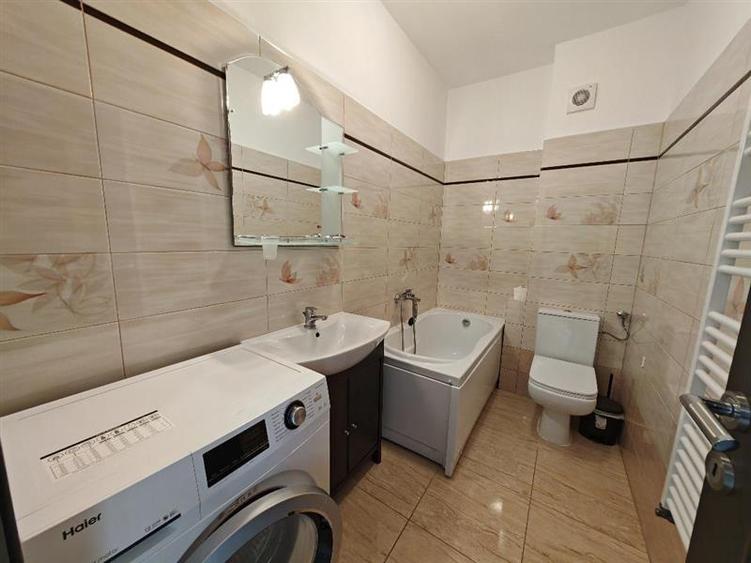 Inchiriem Garsoniera, Mobilata, Decomandata, Tractorul - 9