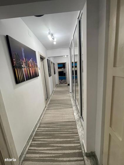 Apartament cu 3 camere decomandat în Tomis Nord