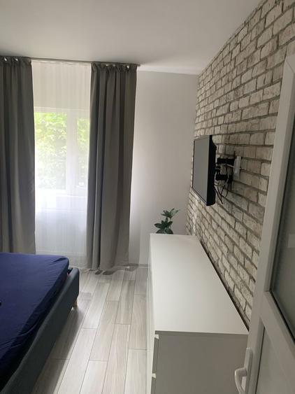 Inchiriez garsoniera - 2