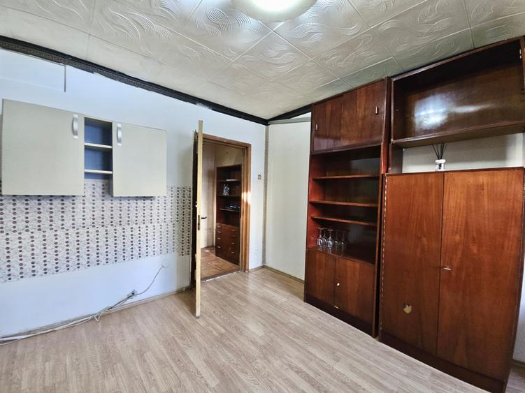 Vând garsonieră Navodari preț 19mii euro - 3