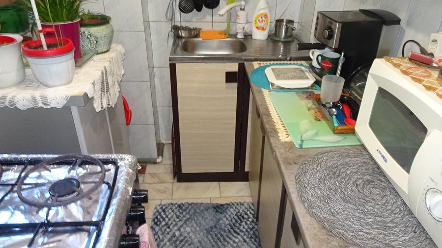 Vand apartament 2 camere decomandat in Deva, zona Micro 15, etaj 6, - 6