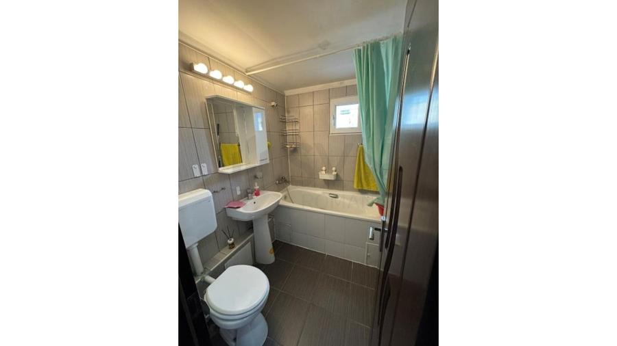 REA1027099 Apartament 3 camere Crangasi - 2