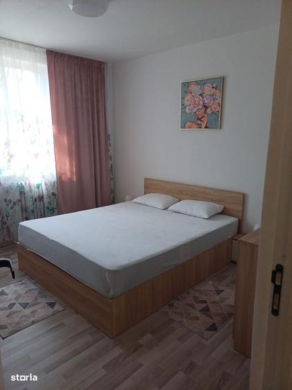 Apartament semidecomandat , et.1/4, Calea Bucure?ti- Institut - 8