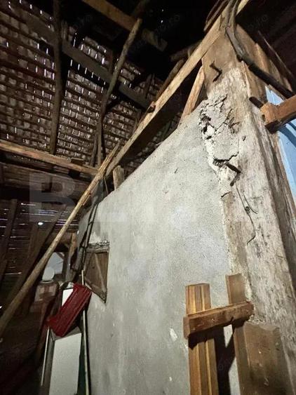 Casa tradi?ionala batraneasca in Galatii Bistri?ei, cu teren generos ?i anexe - 8