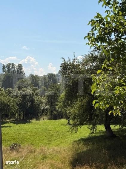 Casă cu Teren 1080 Mp în Tractorul