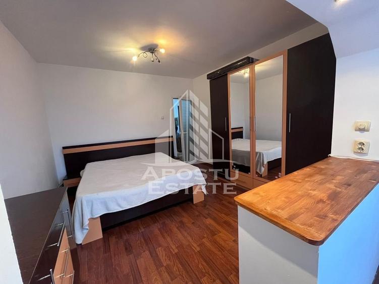 Apartament cu 3 camere, decomandat, centrala proprie, zona Soarelui - 6