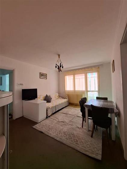 Apartament cu 2 camere, zona Astra- Pet Friendly - 1