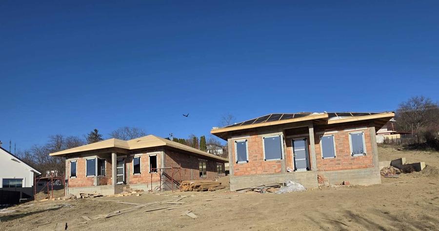 De vanzare CASA parter - 3