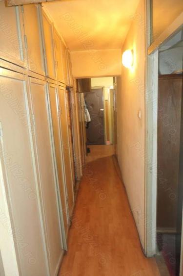 Apartament 3 camere decomandat 88 mp, necesita renovare, Vlaicu - UTA, et. 1 - 5