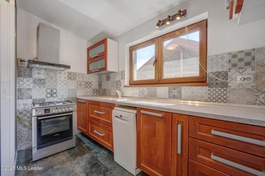 Vila Impresionanta in Tunari - Spatiu, Confort si Eleganta! - 16