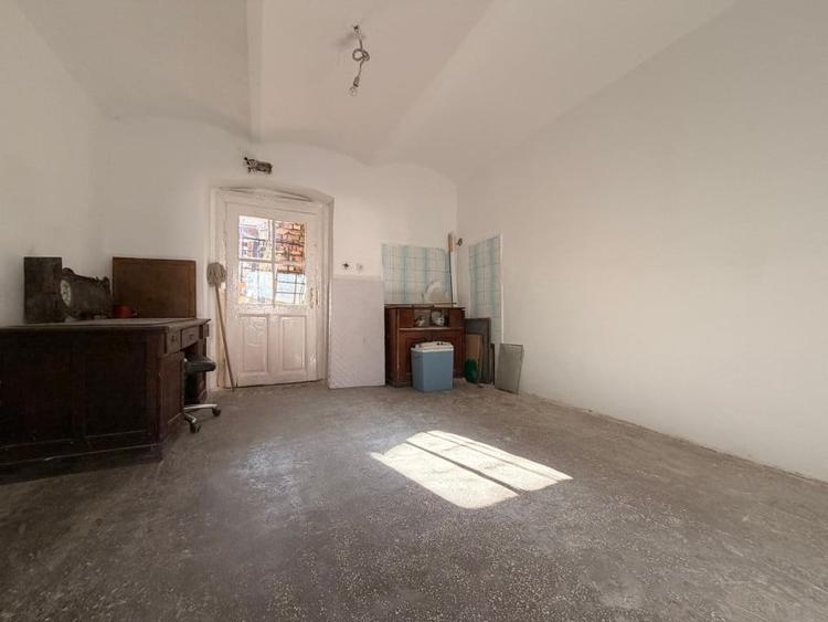 COMISION 0% - Spatiu birou, 4 incaperi, 65 mp -  Balcescu - 5